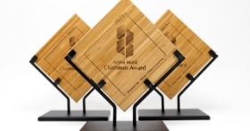 personalized plaques and awards