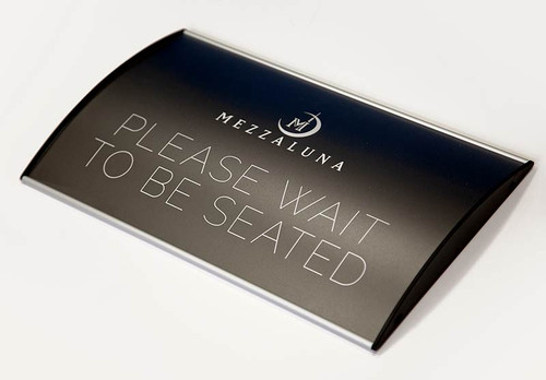 Curved Signs for Professionals